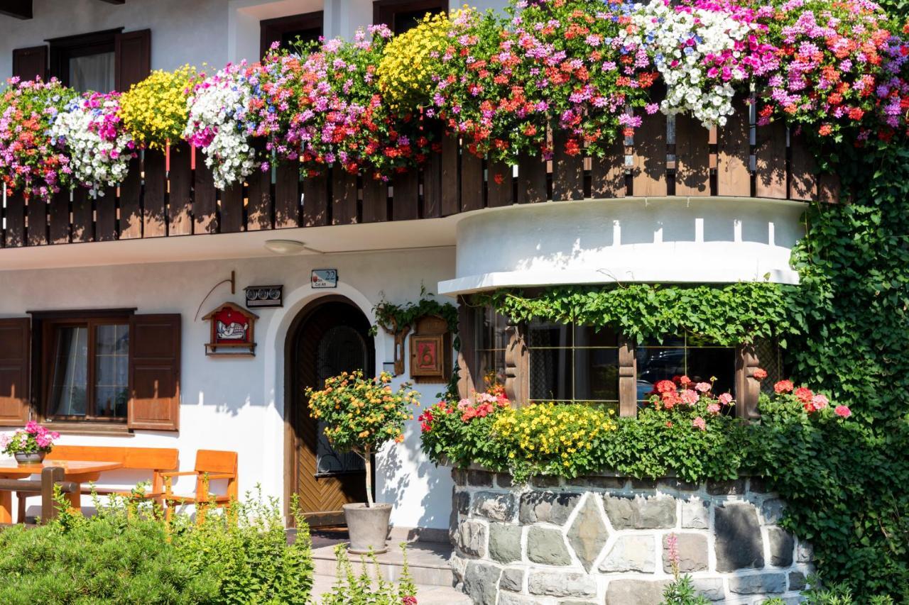 Villa Resi B&B กอร์วารา อิน บาเดีย ภายนอก รูปภาพ