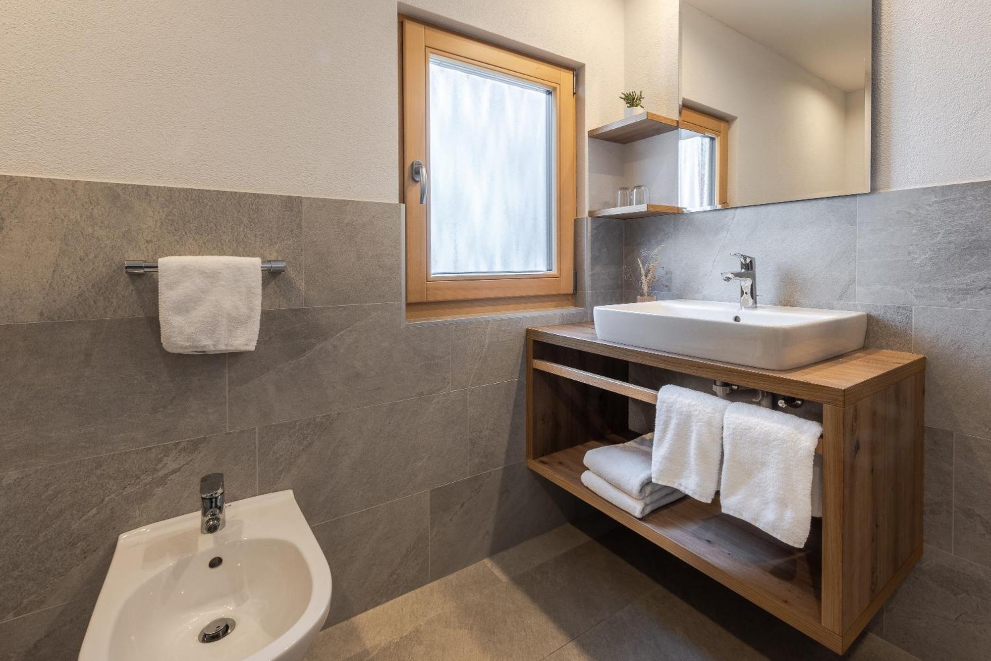 Villa Resi B&B กอร์วารา อิน บาเดีย ภายนอก รูปภาพ